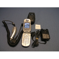 i730 Motorola PTT Flip Cell Phone w Charger Case