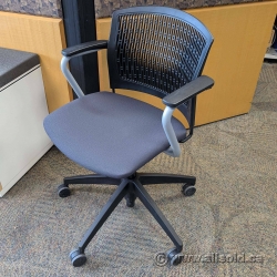 Black Artopex Headliner Lite Office Meeting Chair w/ Grey Seat