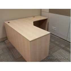 Blonde 65 x 65 Single Pedestal L Suite Desk