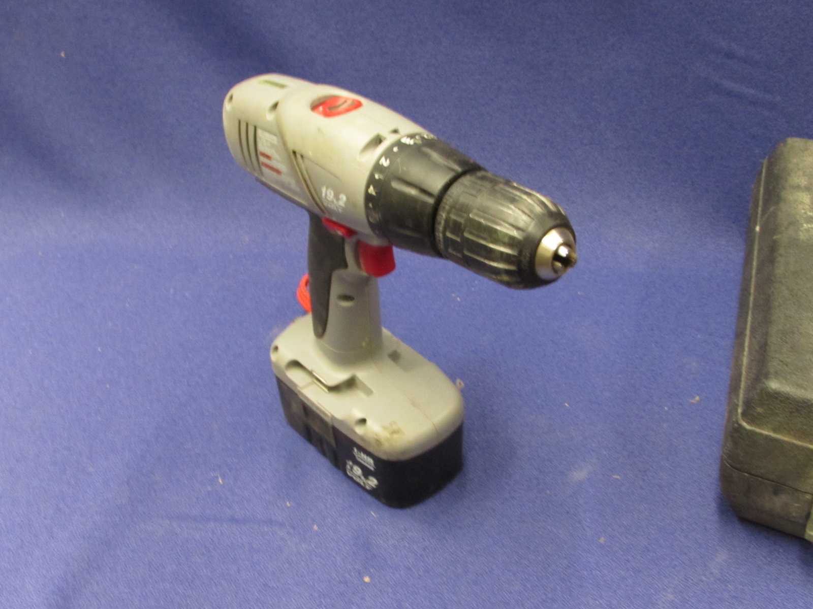 Craftsman 19.2 Volt Cordless Drill w Built In Level Allsold.ca Buy