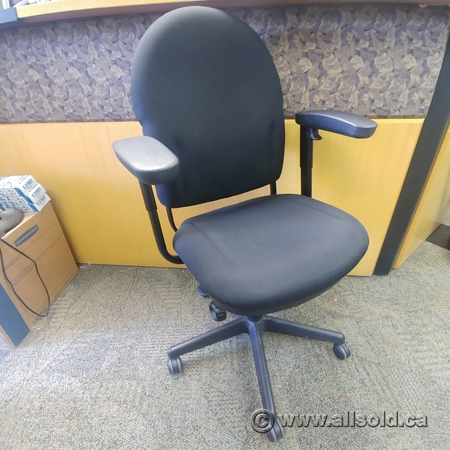 Black Fabric Steelcase Turnstone Office Task Chair - Allsold.ca - Buy ...